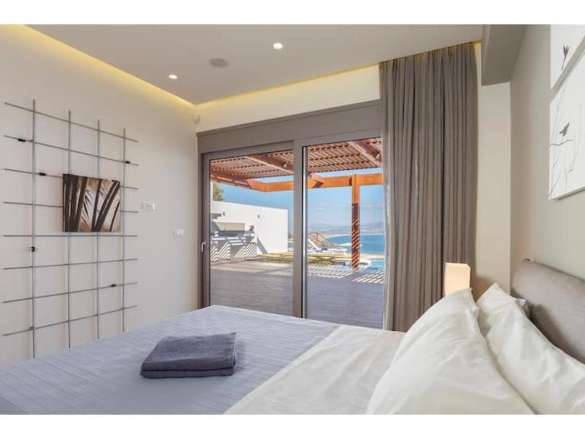 Lindia Athena Luxury